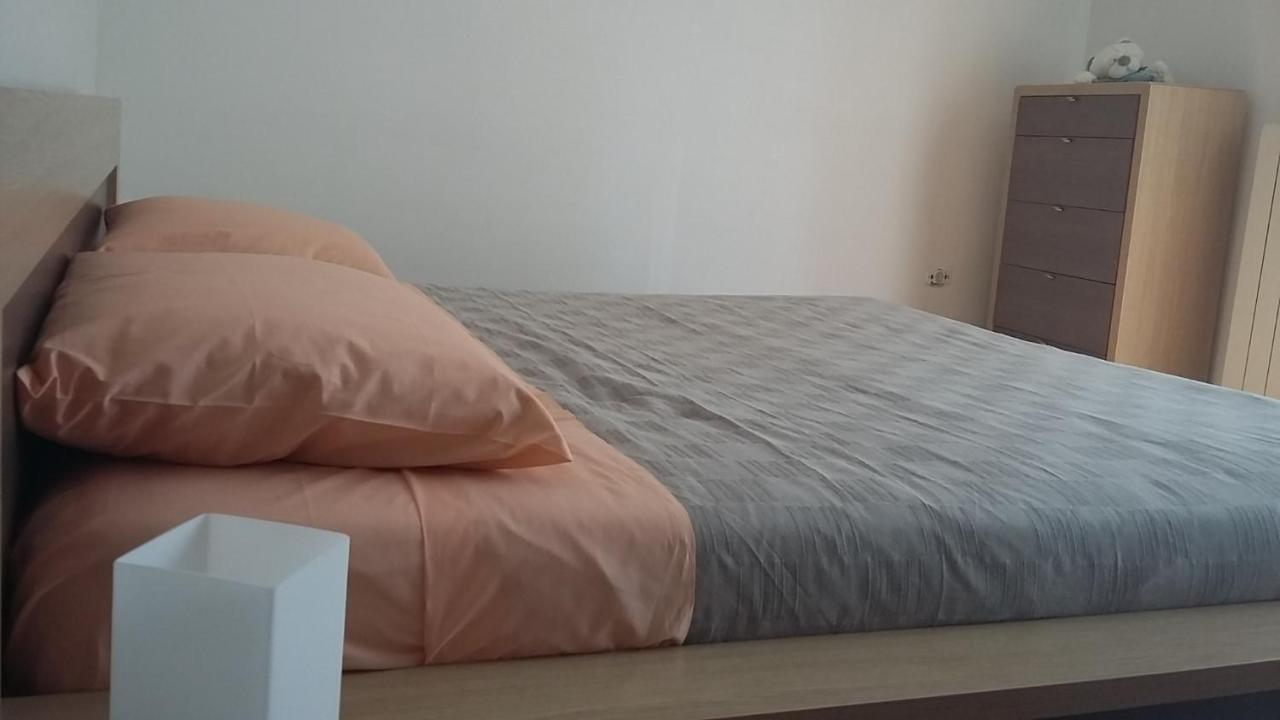 Lair By The Sea - Stoja, Pula Appartement Buitenkant foto